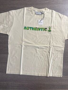 VeeFriends Authentic Anaconda S/S T-Shirt Cream Unisex Size M